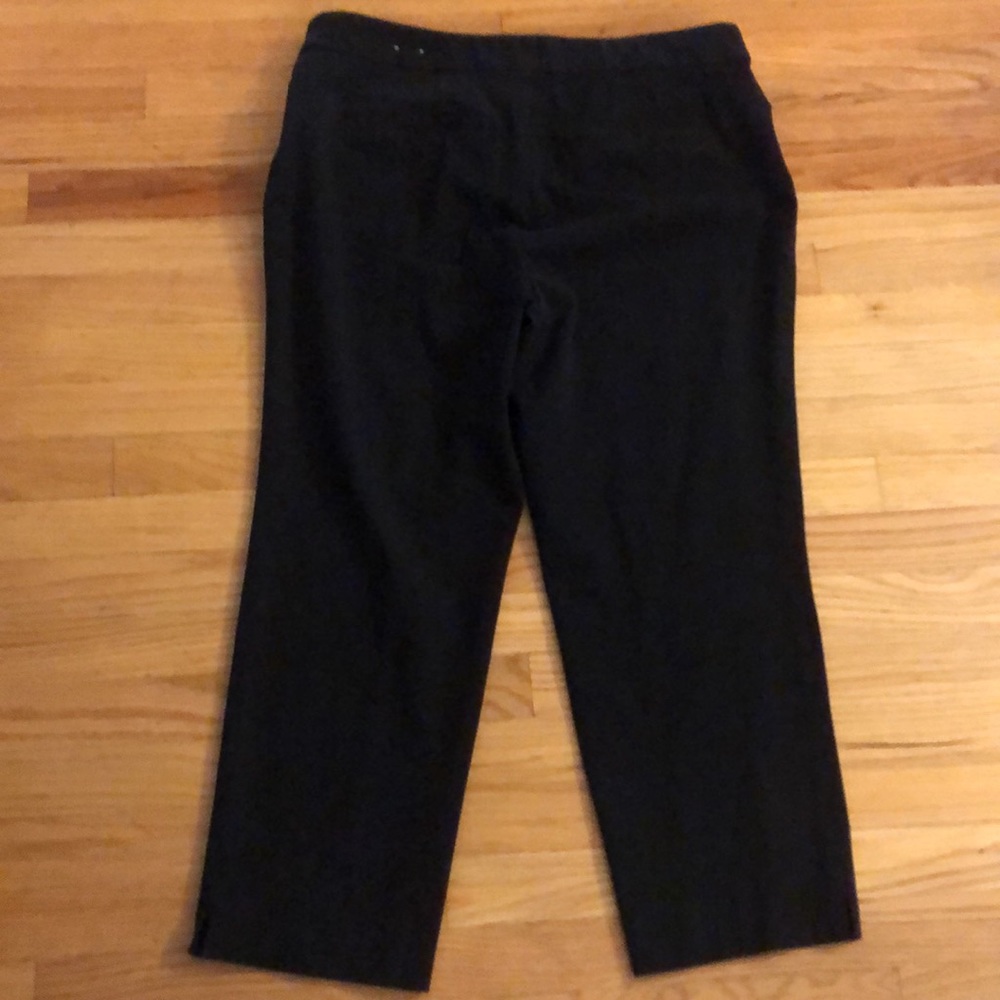 Charter Club Cropped Pants - Picture 2 of 9